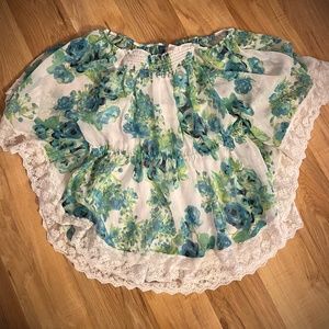 Floral lace trim shirt